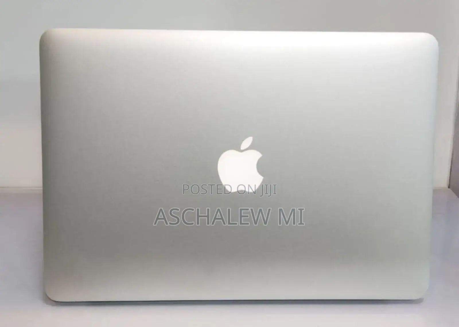 New Laptop Apple MacBook Air 2017 8GB Intel Core I5 SSD 256GB