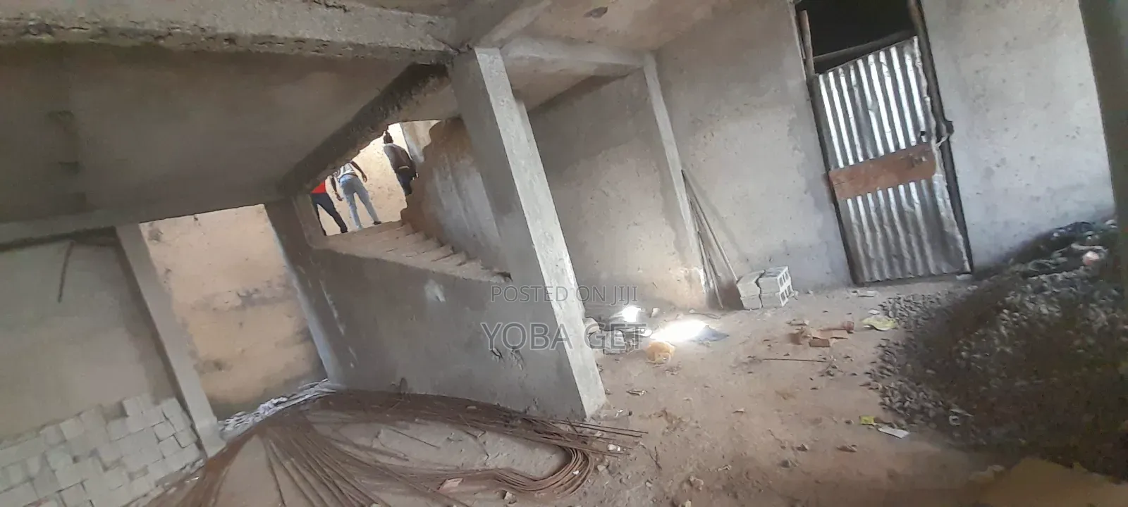 5bdrm House In Yoba, Akaky Kaliti For Sale