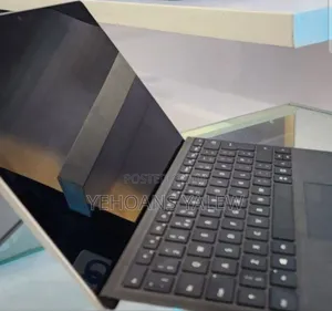 New Laptop Microsoft Surface Pro 7+ 16GB Intel Core I5 SSD 256GB