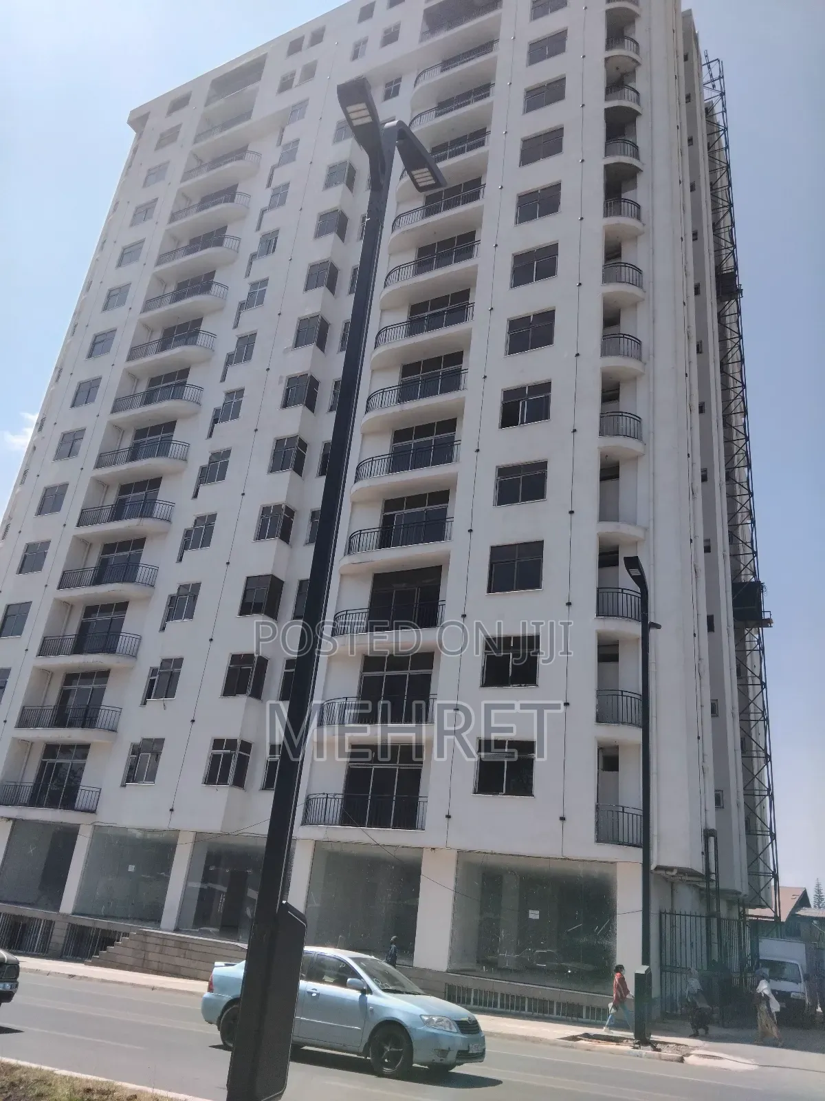 Furnished 3bdrm Apartment in Kirkos for sale