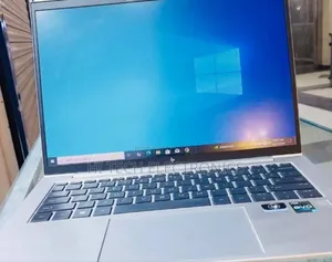 New Laptop HP EliteBook 840 G9 16GB Intel Core I7 SSD 512GB