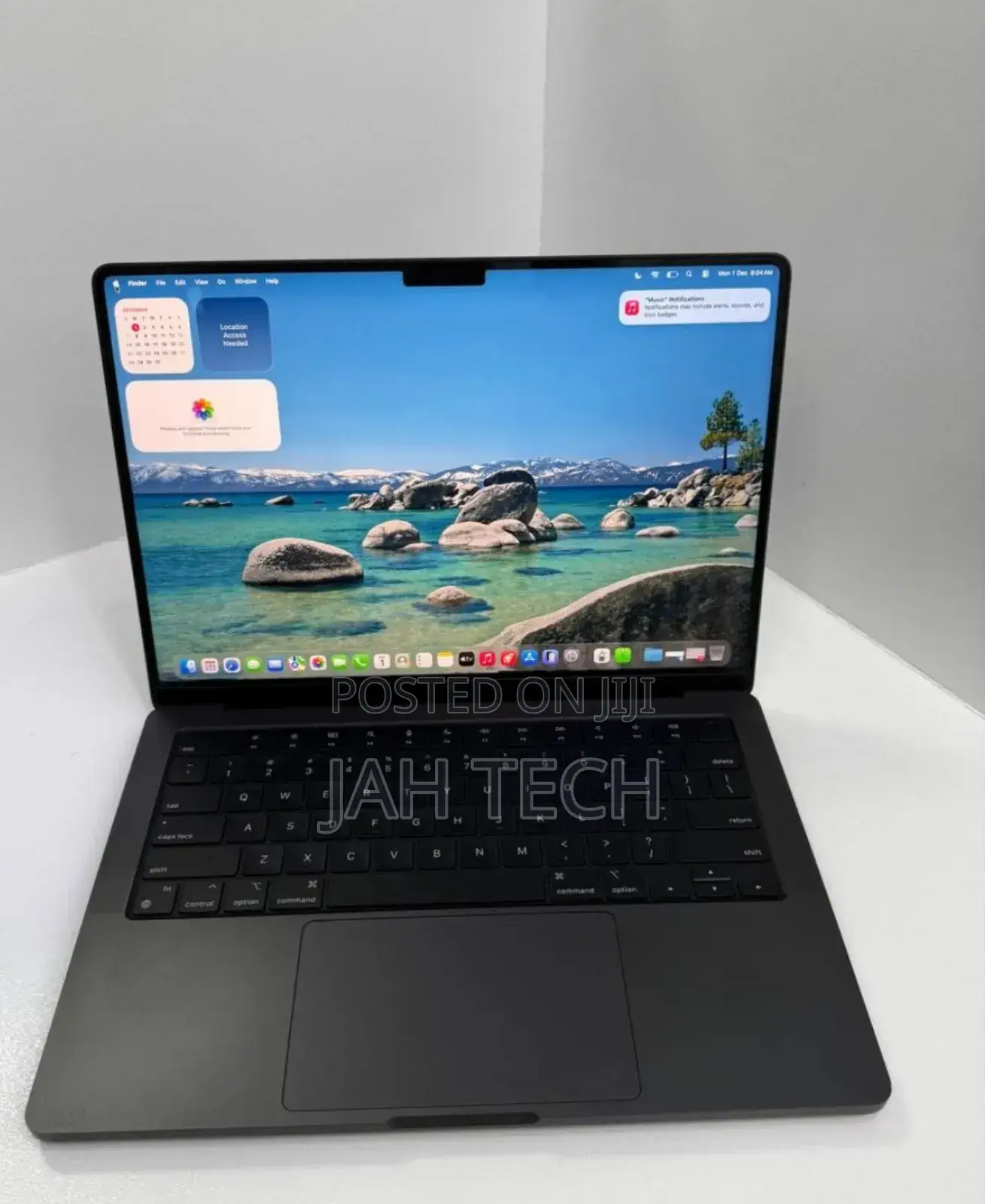 New Laptop Apple MacBook Pro 2024 M4 14-Inch 16GB Apple M4 Pro SSD 1T