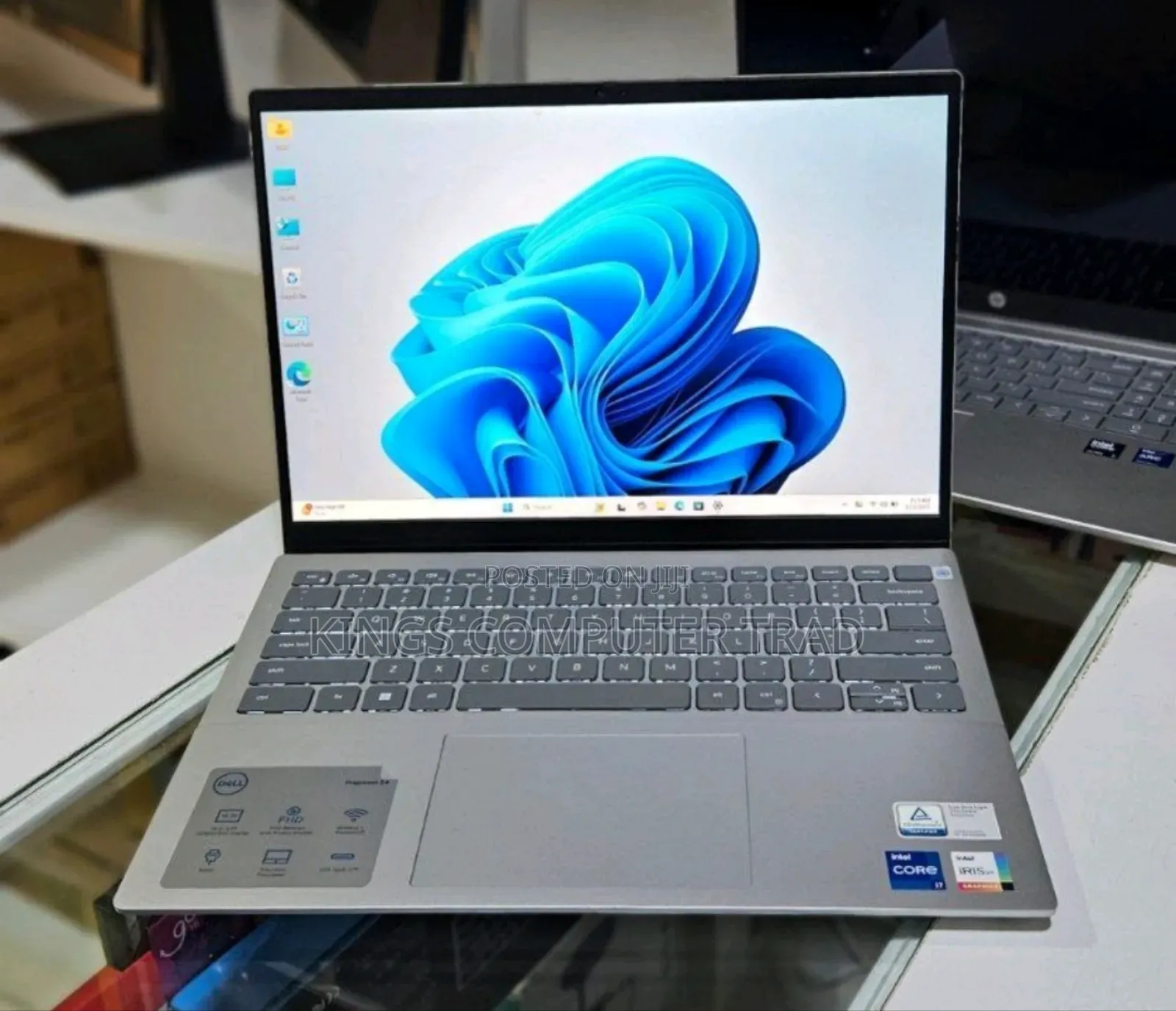 New Laptop Dell Inspiron 15 16GB Intel Core I7 SSD 512GB