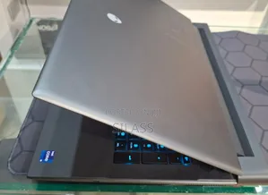 New Laptop Alienware M17x R2 32GB Intel Core I9 SSD 1T