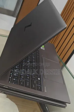 New Laptop HP 16GB Intel Core I7 SSD 512GB