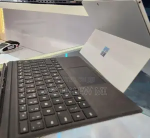 New Laptop Microsoft Surface Pro 7 16GB Intel Core I5 SSD 256GB