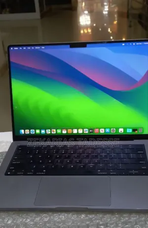 New Laptop Apple MacBook Pro 2021 M1 16GB Apple M1 Pro SSD 512GB