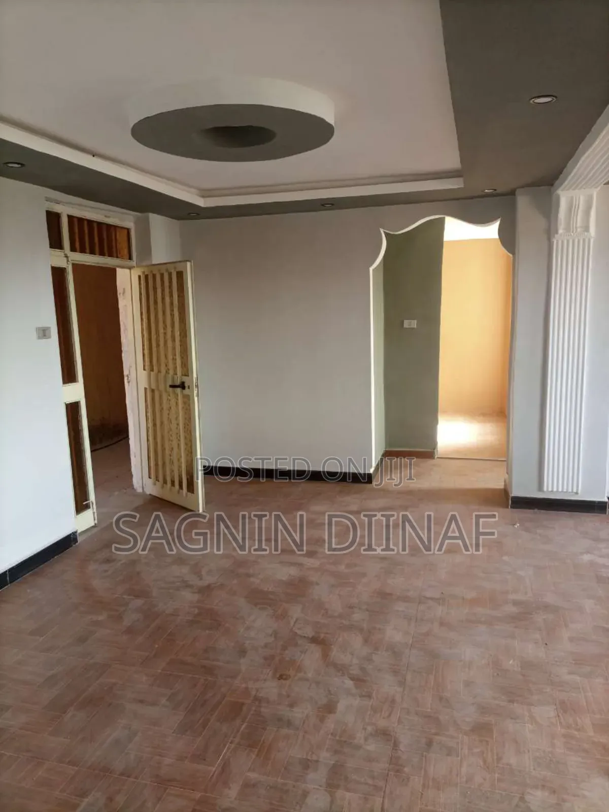 Furnished 3bdrm Condo in Project 12, Akaky Kaliti for sale