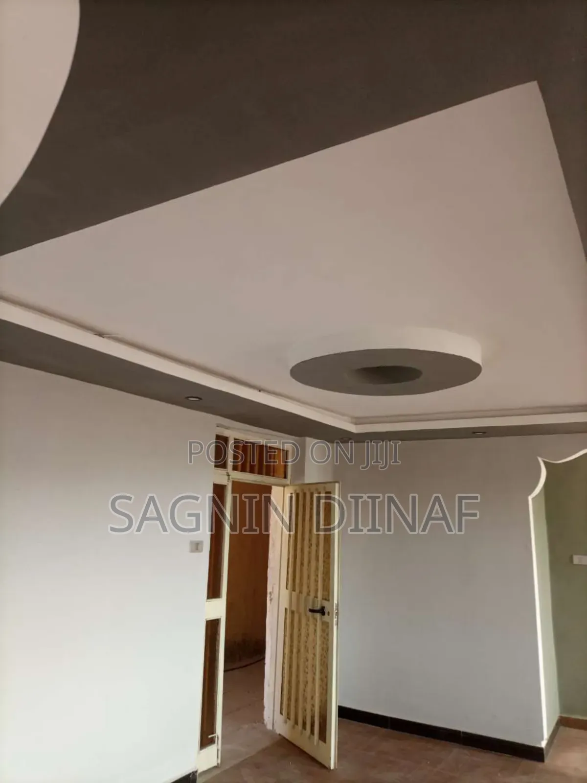 Furnished 3bdrm Condo in Project 12, Akaky Kaliti for sale