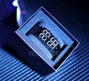 Men Stainless Steel Strap Fashionable Water Resistant Round Watch, Fo