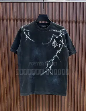 Premium Custom T-Shirts | High-Quality Print | Fast Delivery