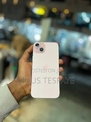 Apple iPhone 15 Plus 128 GB Pink