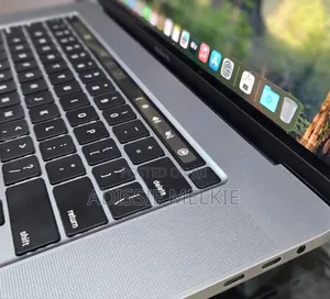 New Laptop Apple MacBook 2019 16GB Intel Core I9 SSD 1T