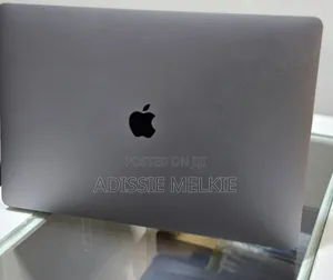 New Laptop Apple MacBook 2019 16GB Intel Core I9 SSD 1T