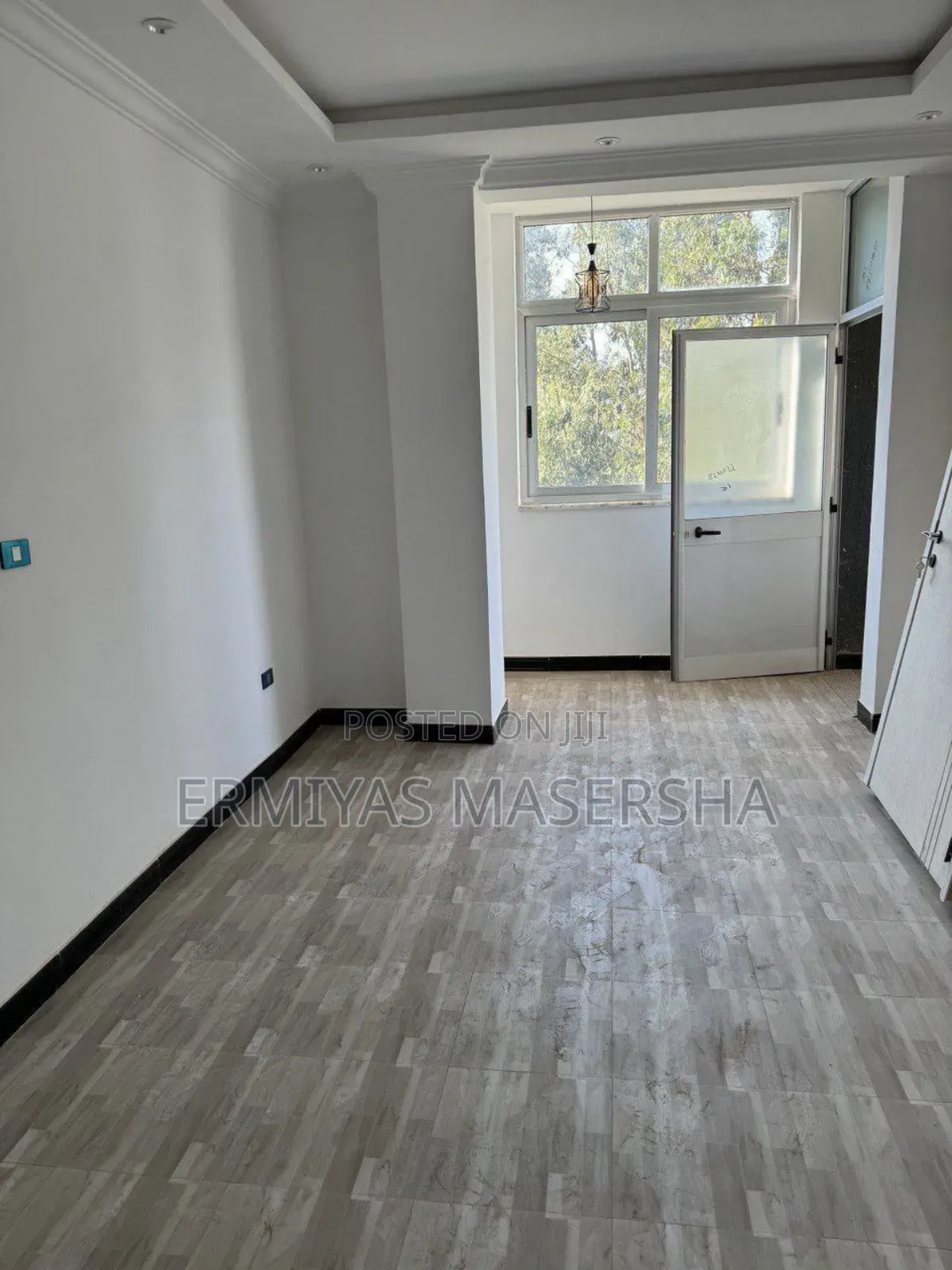 Furnished 3bdrm Apartment in Yeka for sale