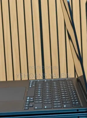 New Laptop Apple MacBook Air 2024 M3 13-Inch 8GB Apple M3 SSD 256GB