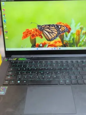 New Laptop Razer Blade 16GB Intel Core i7 SSD 512GB