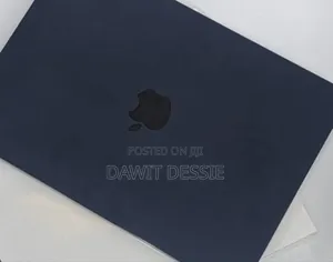 New Laptop Apple MacBook Air 2022 M2 8GB Apple M2 SSD 512GB
