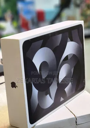 New Apple iPad Air 64 GB Silver