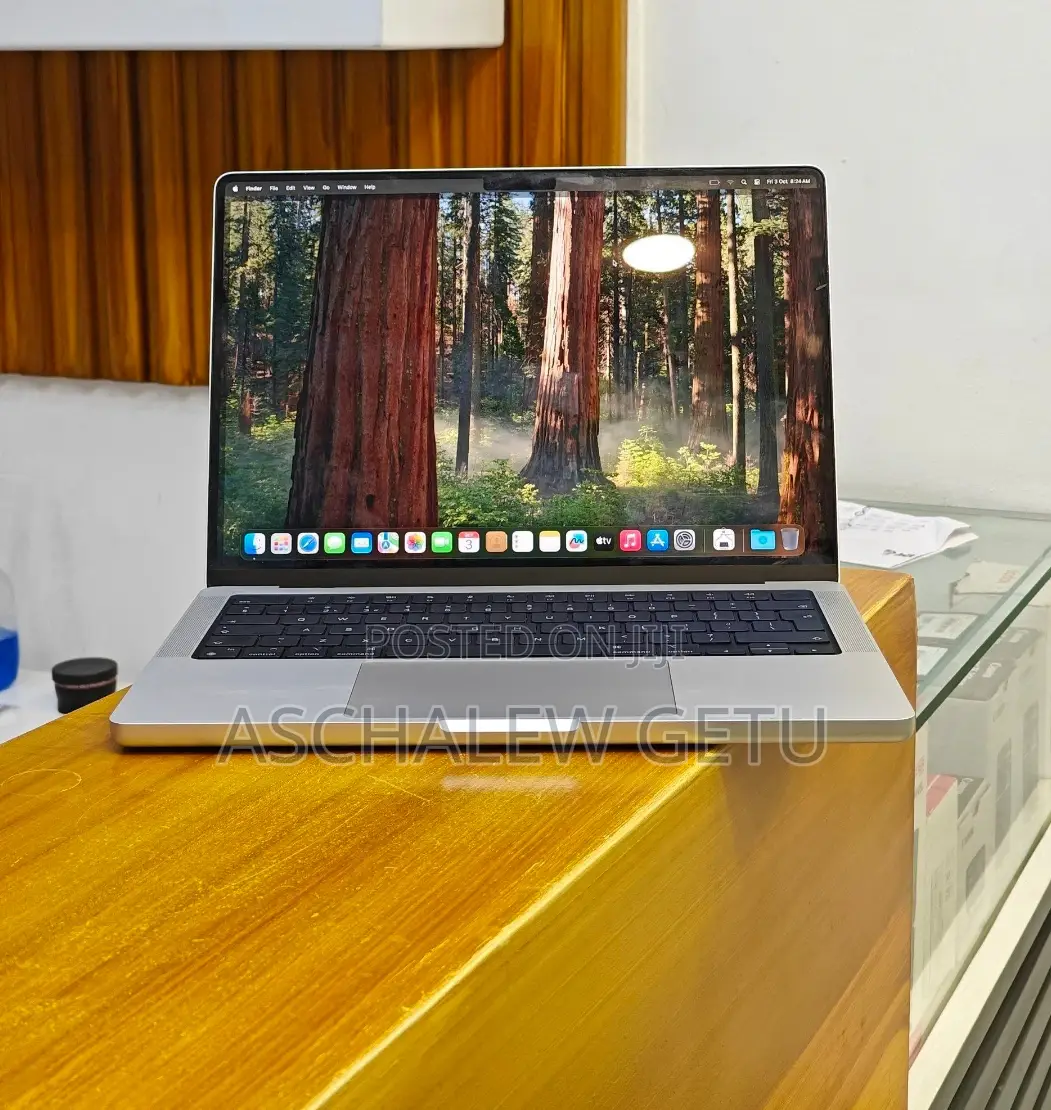 New Laptop Apple MacBook Pro M1 32GB Apple M1 Pro SSD 1T