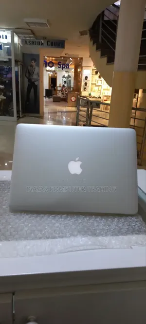 New Laptop Apple MacBook Air 2017 8GB SSD 128GB