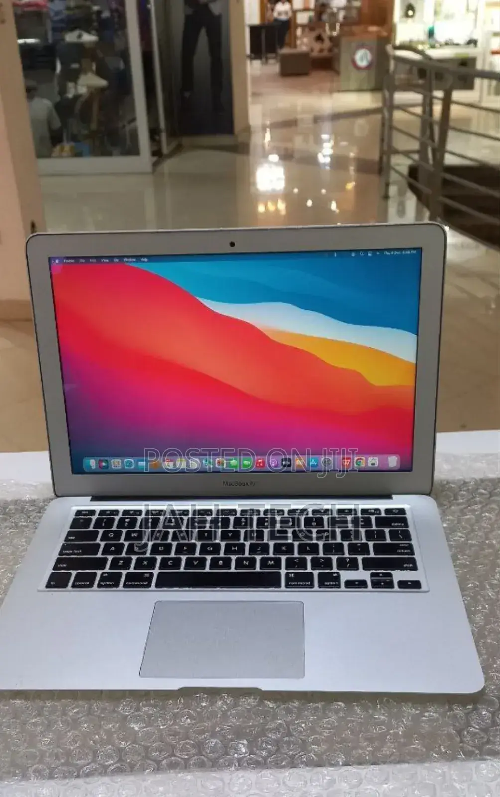 New Laptop Apple MacBook Air 2017 8GB Intel Core I5 SSD 128GB