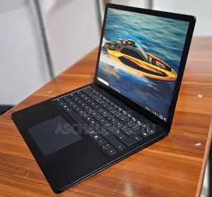 New Laptop Microsoft Surface 16GB Intel Core I7 SSD 256GB