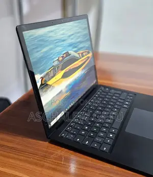 New Laptop Microsoft Surface 16GB Intel Core I7 SSD 256GB