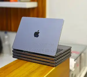 New Laptop Apple MacBook Pro M1 32GB Apple M1 Pro SSD 256GB
