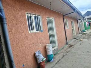 2bdrm House in 02 ኮቶቤ, Yeka for sale