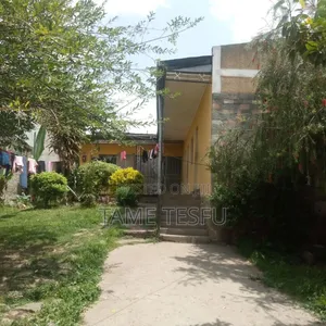 Furnished 2bdrm House in ሊዝ መንደር, Yeka for sale