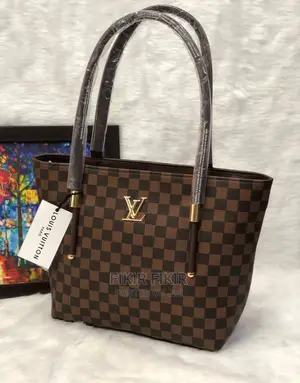 Louis Vuitton Ladies Hand Bag
