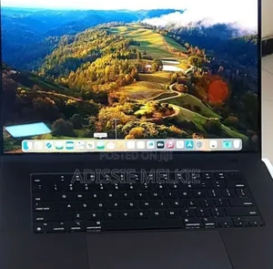 New Apple MacBook Pro 2023 M3 14-Inch 18GB Intel Core I7 SSD 512GB