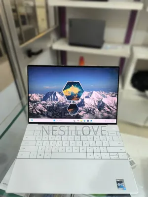 New Laptop Dell XPS 13 16GB Intel Core I7 SSD 512GB