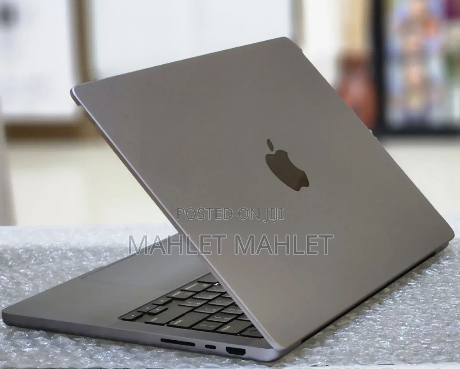New Laptop Apple MacBook Pro M1 32GB Apple M1 Pro SSD 512GB