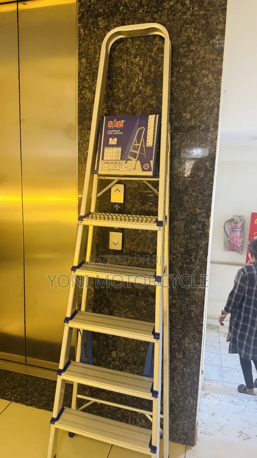 Aluminum Ladder0አልሙኒየም መሰላል/Ladder