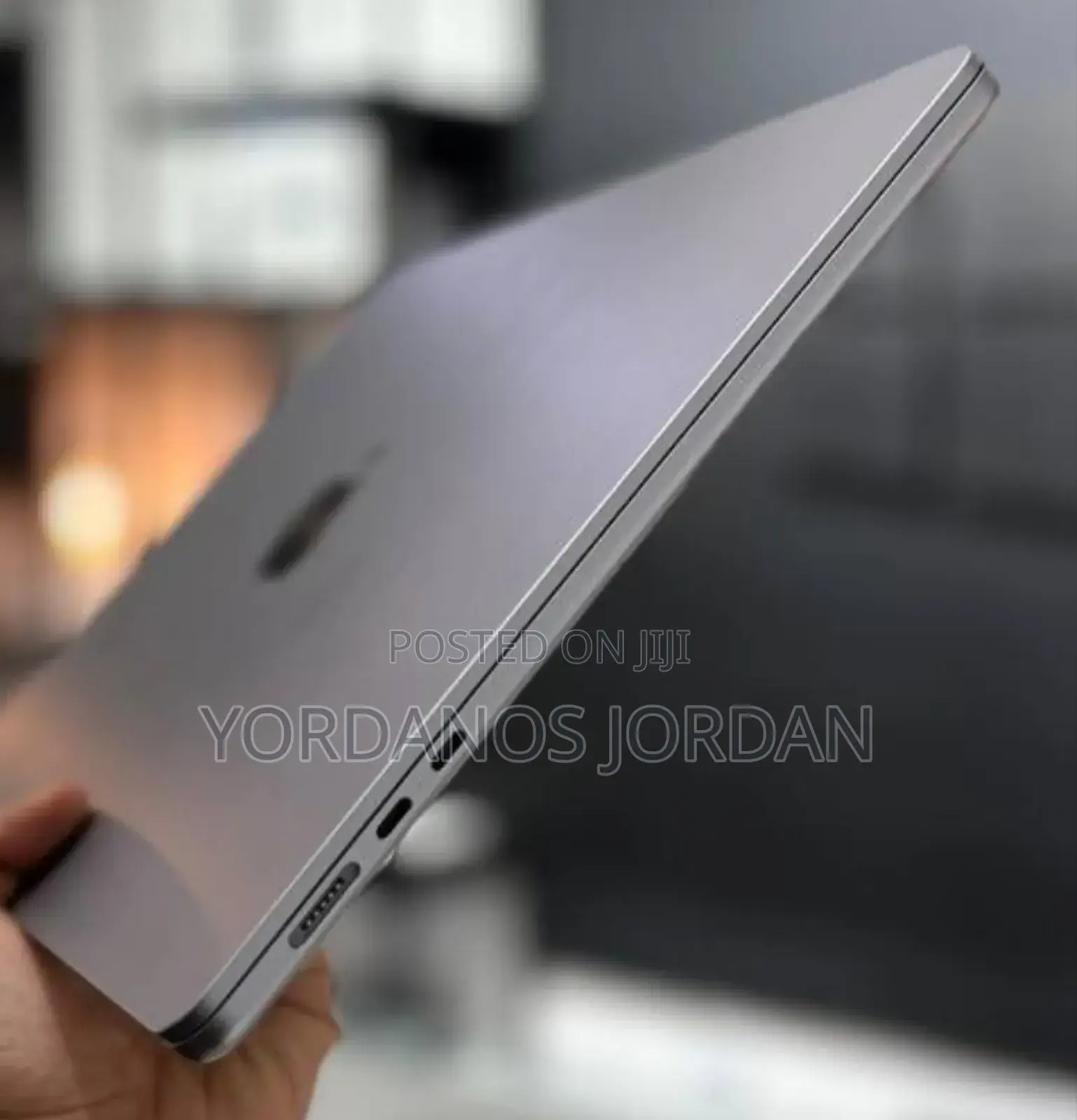 New Laptop Apple MacBook Air 2024 M3 15-Inch 8GB Apple M3 SSD 256GB