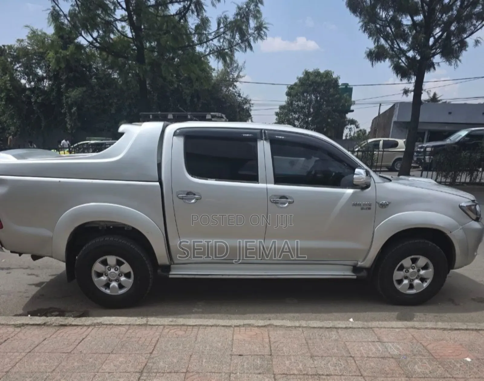 Toyota Hilux 2009 Silver