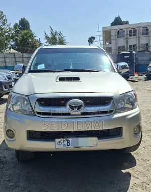 Toyota Hilux 2008 Silver