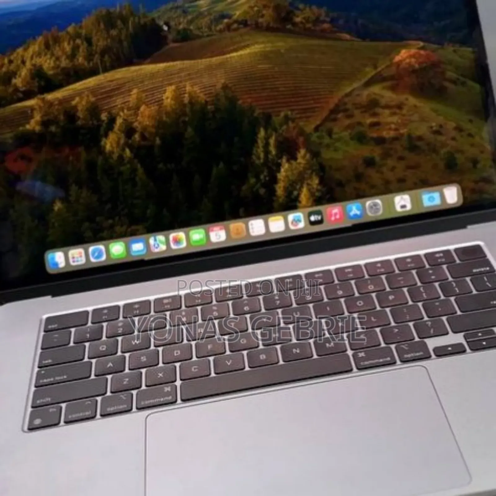New Laptop Apple MacBook Air 2024 M3 13-Inch 8GB Apple M3 SSD 256GB