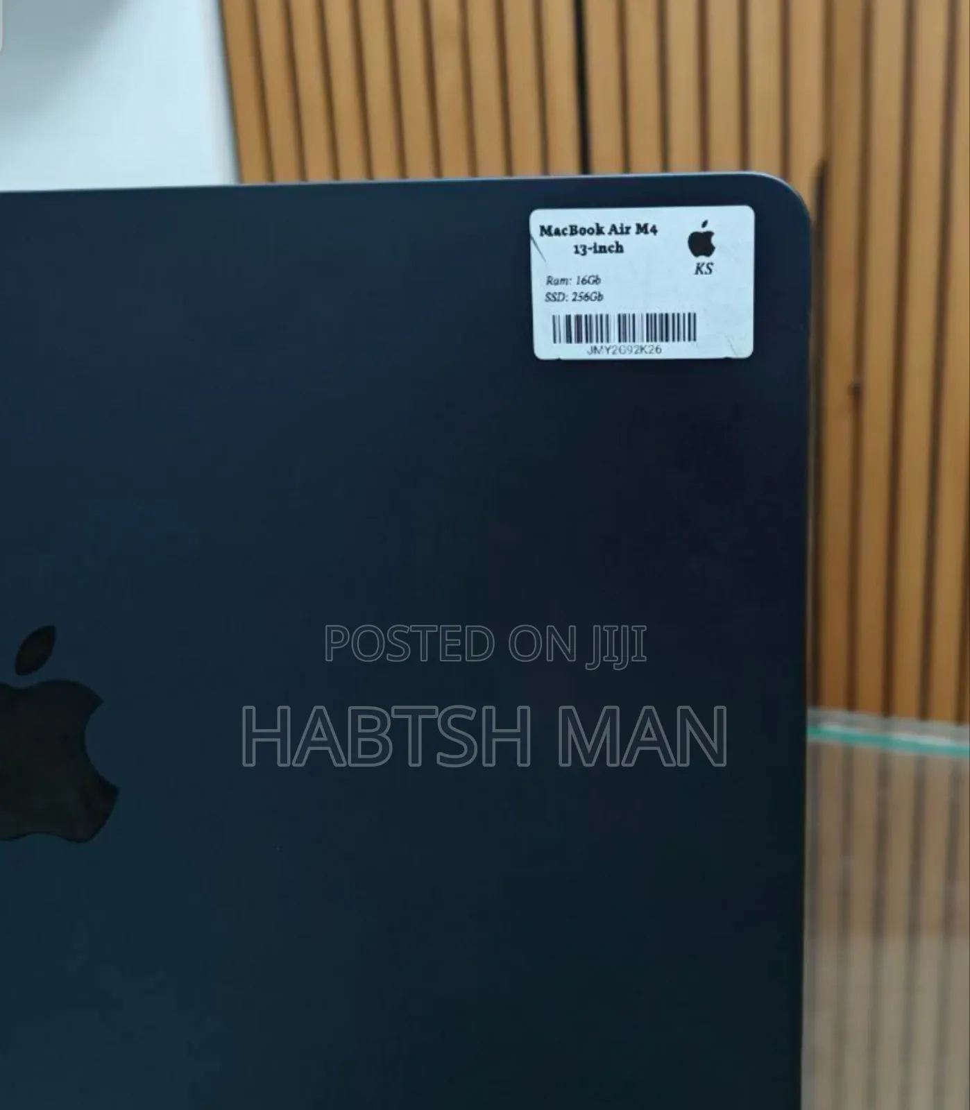 New Laptop Apple MacBook Air 2025 M4 13-Inch 16GB Apple M4 SSD 256GB