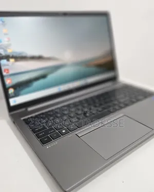 New Laptop HP ZBook 15 16GB Intel Core I7 SSD 1T