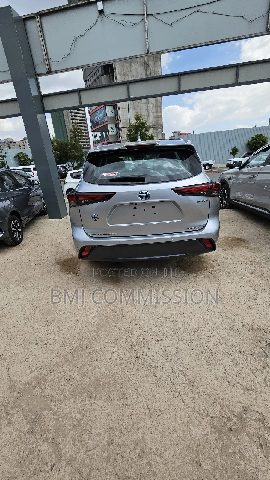 New Toyota Highlander Hybrid Limited 2024 Silver