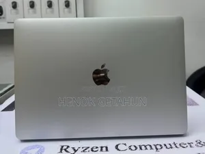 New Laptop Apple MacBook Pro 2017 8GB Intel Core I5 SSD 128GB