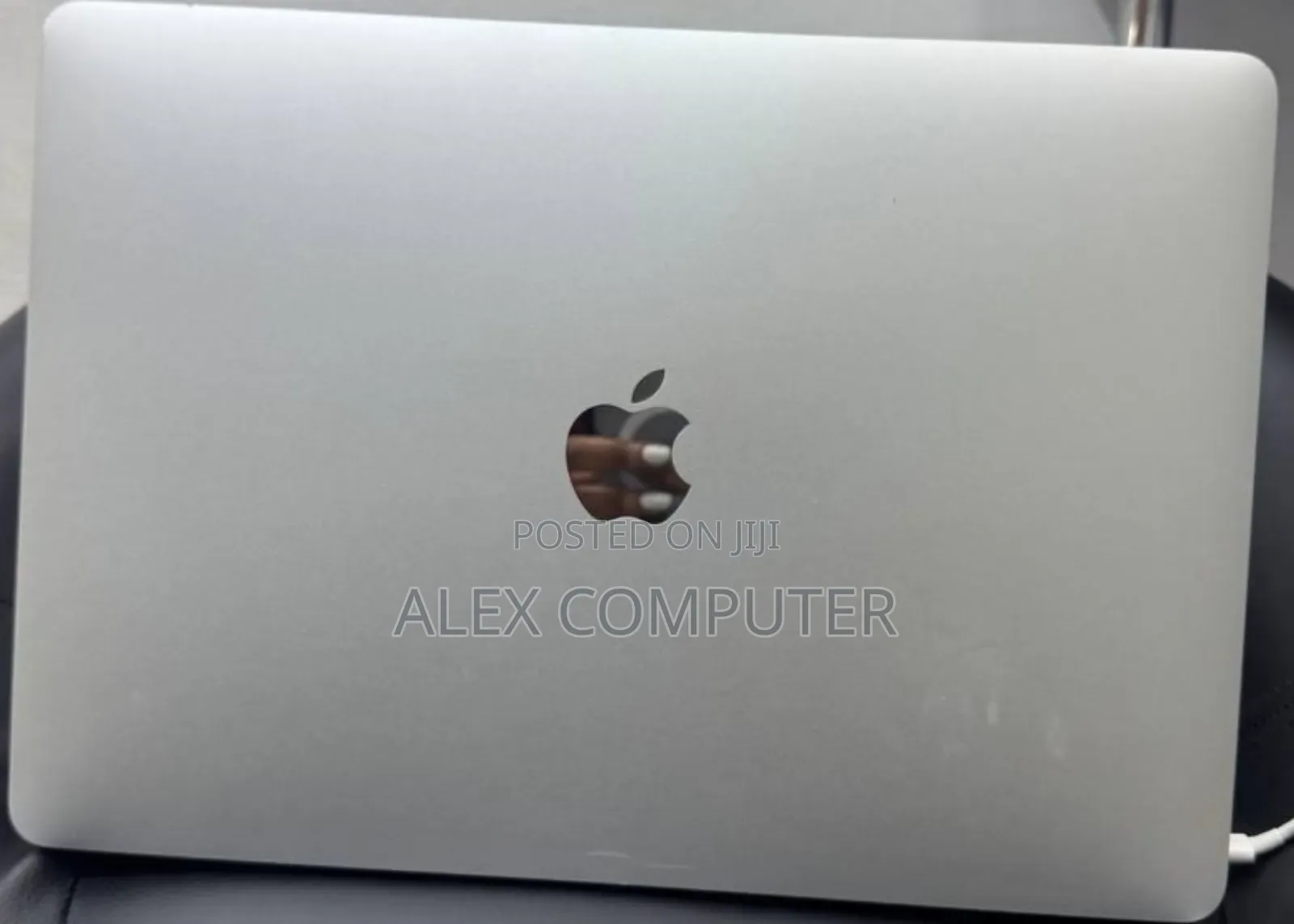 New Laptop Apple MacBook Pro 2017 8GB Intel Core I5 SSD 128GB