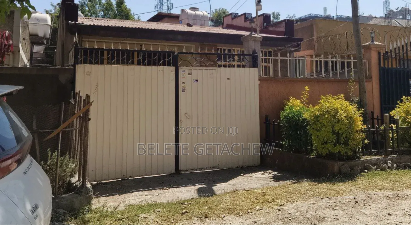 3bdrm Villa in Lebu, Villa House, Bole for sale