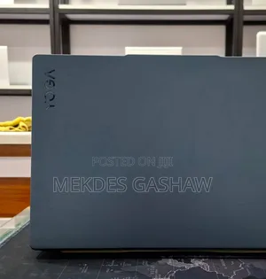 New Laptop Lenovo Yoga 7i 16GB Intel Core I7 SSD 1T