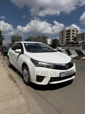 Toyota Corolla 2016 White