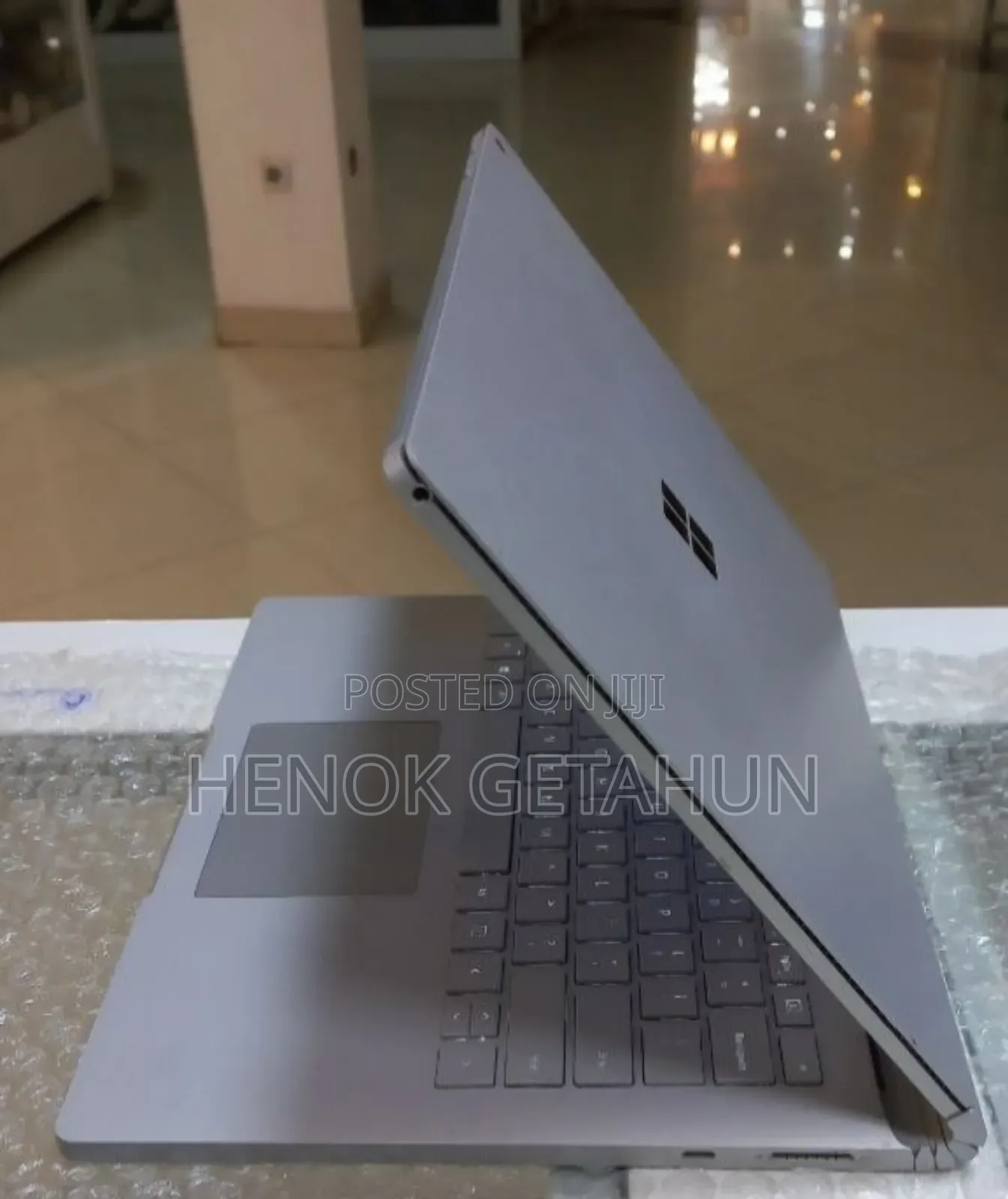 New Laptop Microsoft Surface Book 3 16GB Intel Core I7 SSD 256GB
