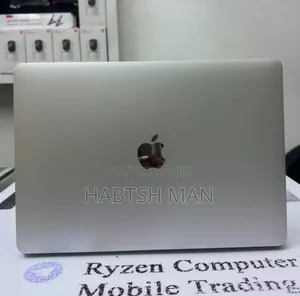 New Laptop Apple MacBook Pro 2017 8GB Intel Core I5 SSD 128GB